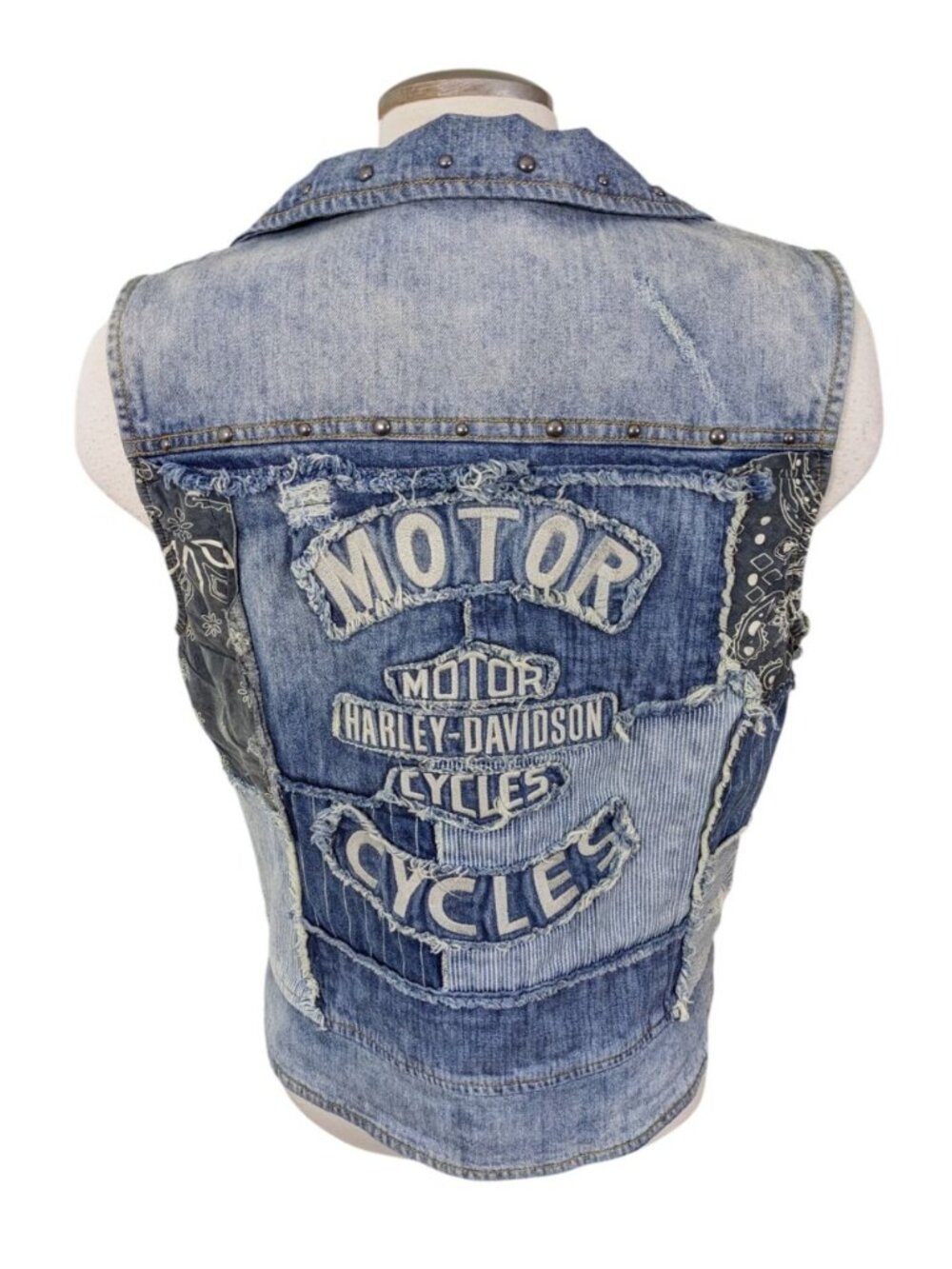 Harley Davidson Embroidered Patchwork Blue Denim Vest Womens Size L Biker